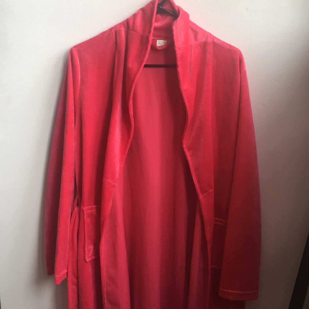 Pink ulta robe